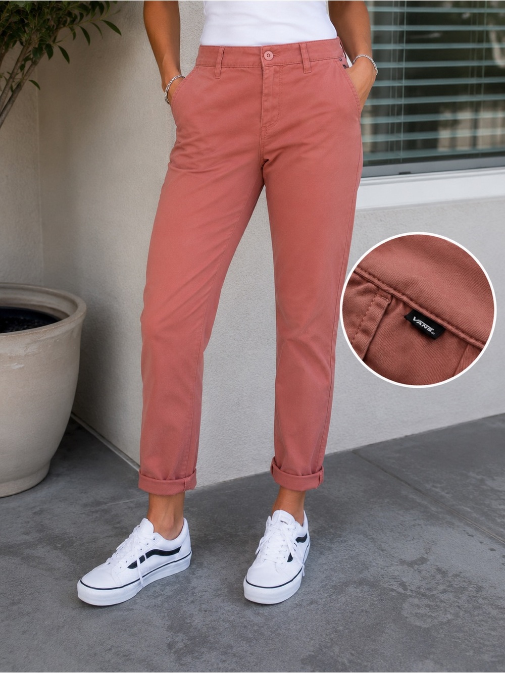 Vans Dusty Rose Chino Pants Women’s Size 26 Stretch Casual
